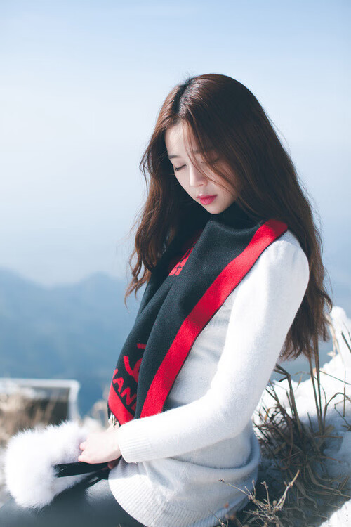 克罗地亚队在巴黎奥运会手球比赛中以28_30输给西班牙队，克罗地亚奥运落选赛